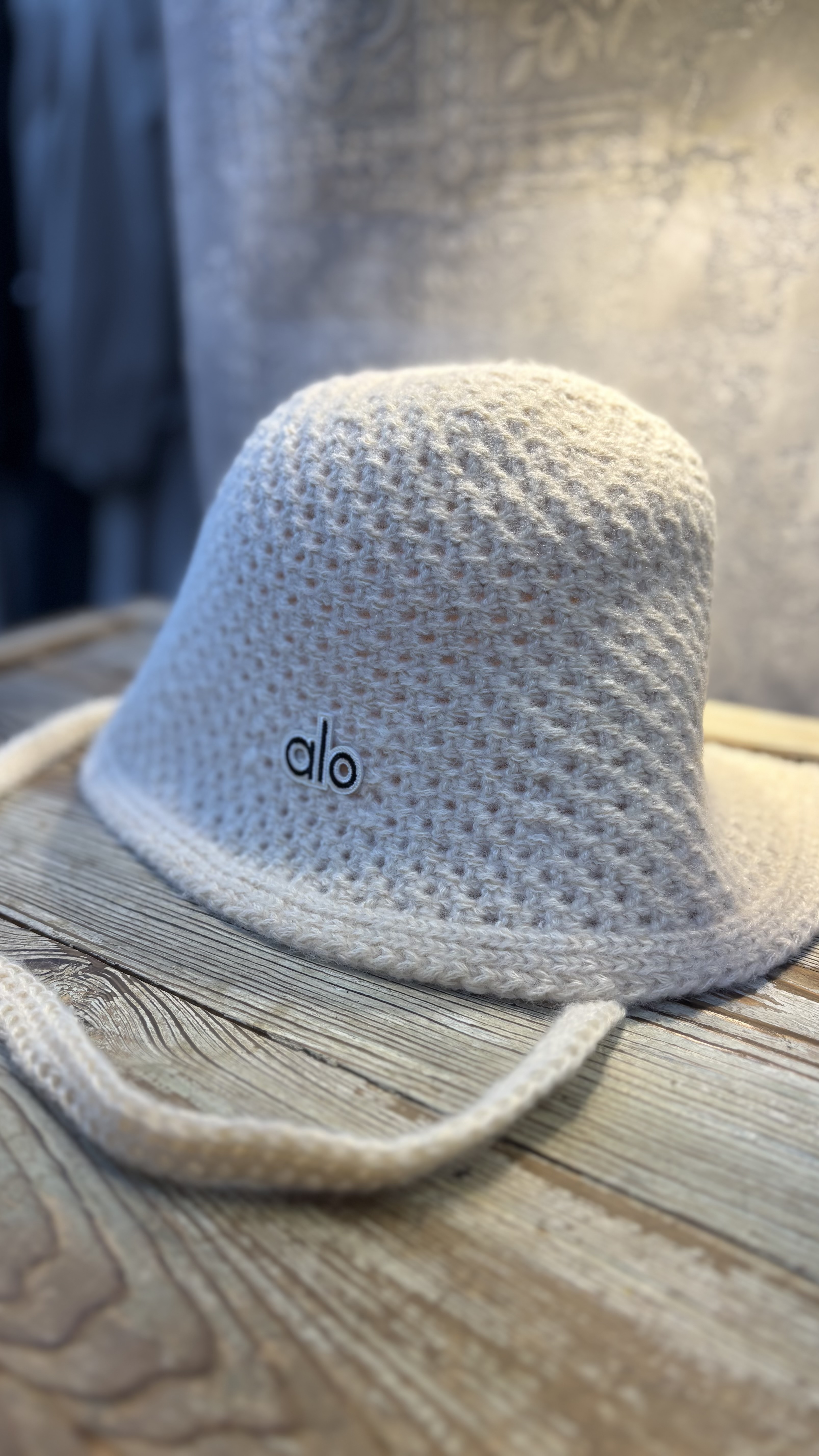 کلاه باکت Alo